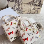 Embroidered wide shoulder strap-box