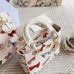 Embroidered wide shoulder strap-box - Image 9