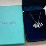 Love letter necklace-box