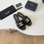 Large C-buckle cutout flat sandals-box - Image 13