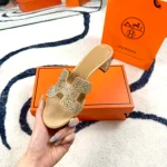 This year's essential H-slides now come in new colors-box - Image 7
