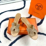 This year's essential H-slides now come in new colors-box - Image 2