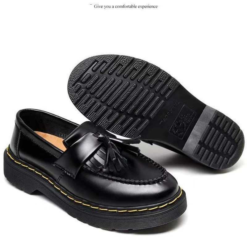 78133a9ace85c6cba76d7567b4e5f99c Loafers with a British vibe-box - Image 1