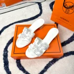 New Summer Embroidered Flat Slippers-4 cm heel-box - Image 2