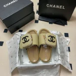 Beach sandals are a must-have for your trip-box - Image 7