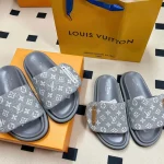 Monogram puffy slippers-box