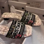 Embroidered Round Heel Slides-box(Custom-made item. Please allow 5 days for processing) - Image 5