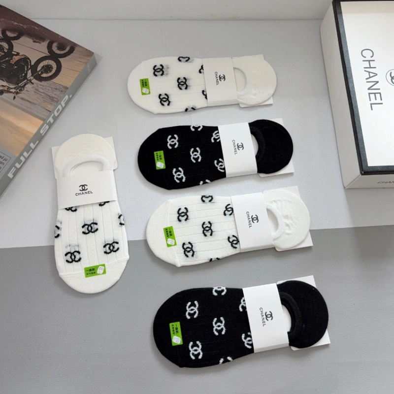 美图秀秀批处理_20260517165458 Bamboo cotton breathable no-show socks-5 Pairs/Box - Image 1