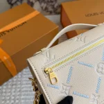 L brand's new messenger bag-box - Image 7