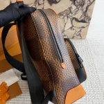 The latest L-brand backpack-no box - Image 11