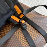 The latest L-brand backpack-no box - Image 9
