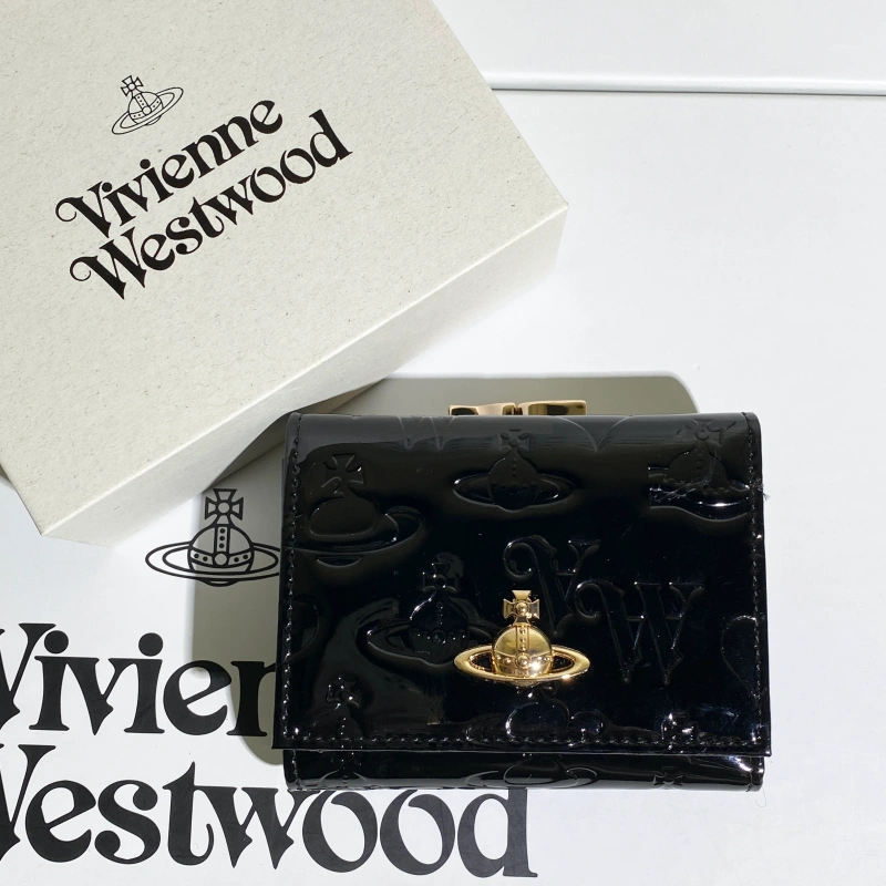 13424864071098400 Black and gold patent leather embossed wallet-box - Image 1