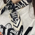 Black Saturn scarf-no box - Image 4