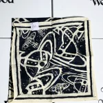 Black Saturn scarf-no box - Image 6