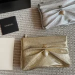 Pleated pearl clutch-box - Image 11