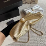Pleated pearl clutch-box - Image 6