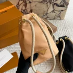Mini drawstring bucket bag-box - Image 3