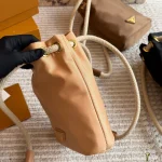 Mini drawstring bucket bag-box - Image 9
