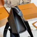 Toiletry bag / 2-in-1 shoulder bag-box - Image 7