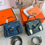 The classic Kelly bag from Hermès-box - Image 2
