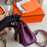 The classic Kelly bag from Hermès-box - Image 9