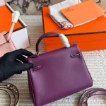 The classic Kelly bag from Hermès-box - Image 8