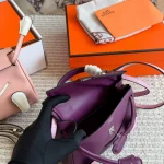 The classic Kelly bag from Hermès-box - Image 5