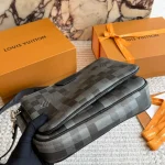 A 3-in-1 men's bag-box - Image 8