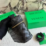 New mini lunchbox bag in genuine leather, comes with a box - Image 9
