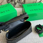 New mini lunchbox bag in genuine leather, comes with a box - Image 5