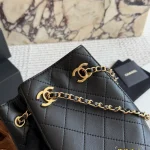 Quilted mini bucket bag: Blending classic elegance with effortless style into your everyday life-box - Image 2
