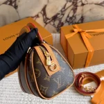 Effortless French chic and retro style, seamlessly yours-box - Image 8
