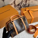 Effortless French chic and retro style, seamlessly yours-box - Image 6