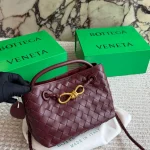 Obsessed with that effortless, laid-back Old Money vibe-box - Image 12