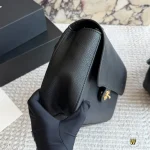 This leather shoulder bag is the ultimate travel and commute bag! Comes with a box - Image 8