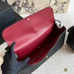 This leather shoulder bag is the ultimate travel and commute bag! Comes with a box - Image 5