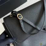 This leather shoulder bag is the ultimate travel and commute bag! Comes with a box - Image 4