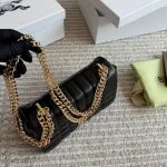 Quilted chain bag-box - Image 9