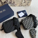 Perfect for both shoulder and crossbody wear. It goes well with both office and casual outfits-box
