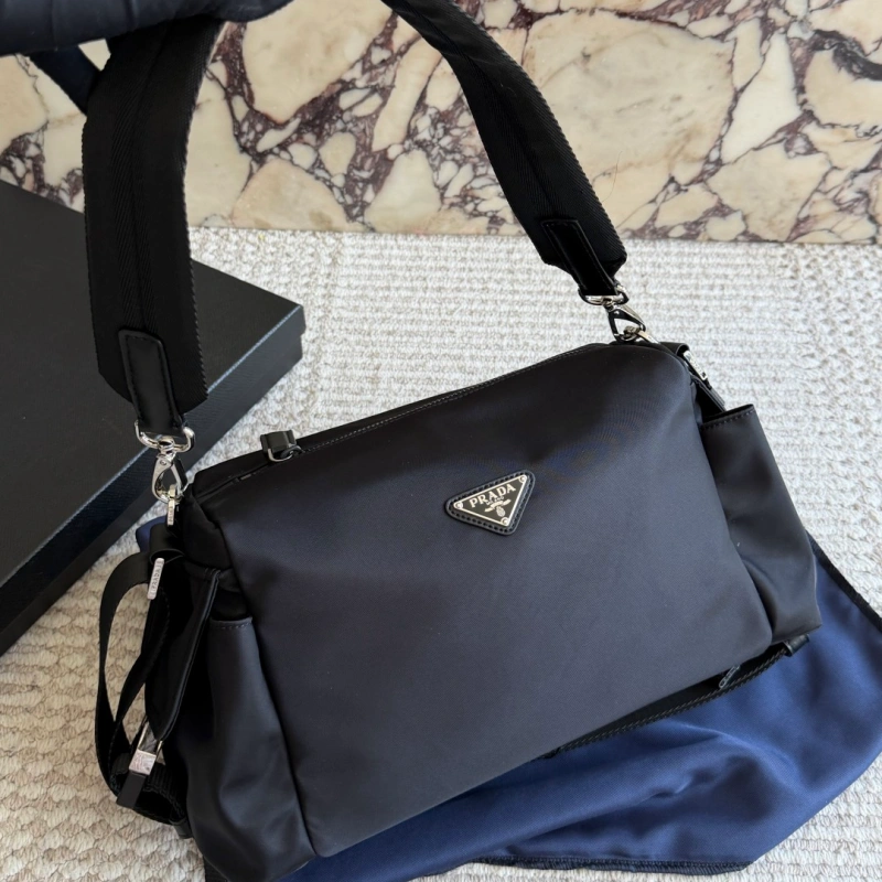 13426417261140000 A versatile size, perfect for your everyday commute or casual outings-no box - Image 1