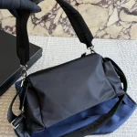 A versatile size, perfect for your everyday commute or casual outings-no box - Image 8