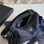 A versatile size, perfect for your everyday commute or casual outings-no box - Image 4