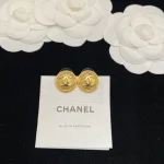 New vintage round stud earrings-box - Image 5