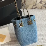 Delicate lambskin with signature quilted stitching-box - Image 2