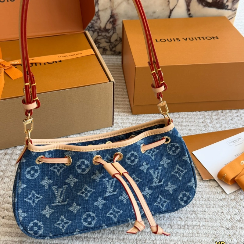 13426567760988000 mini drawstring bag-box - Image 1