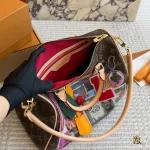 Replica pillow bag with original hardware (foldable)-box - Image 3