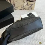 Woven quilted tote | Top-tier effortless commute bag-box - Image 3