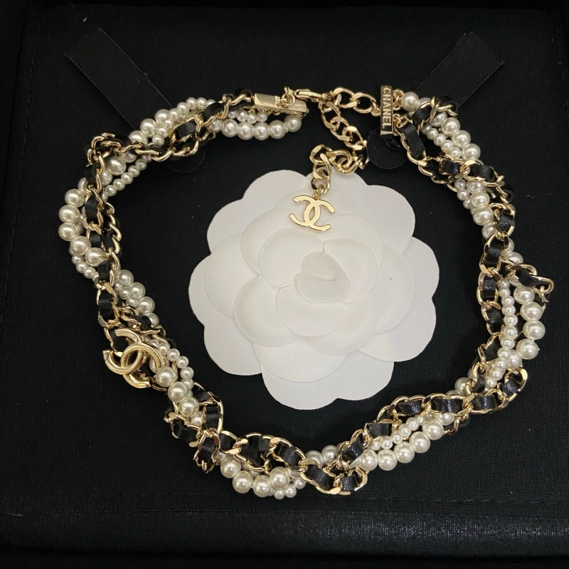 13426586246036000 Leather-wrapped chain pearl rope necklace-box - Image 1
