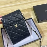 Plenty of room inside to effortlessly fit your phone and wallet-box - Image 9