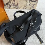 Canvas utility messenger bag-no box - Image 9